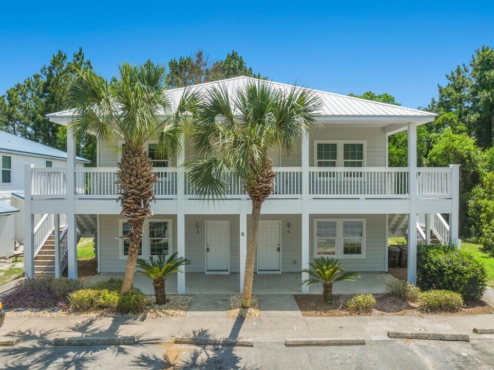 108 Don Bishop Rd in Santa Rosa Beach, FL - Building Photo