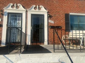 2423 E Northern Pkwy in Baltimore, MD - Building Photo