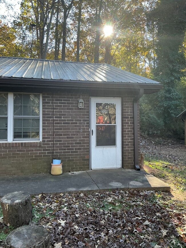 330 Edgewood Dr in Athens, GA - Building Photo - Building Photo