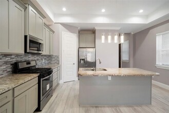 2807 Wichita St in Houston, TX - Building Photo - Building Photo