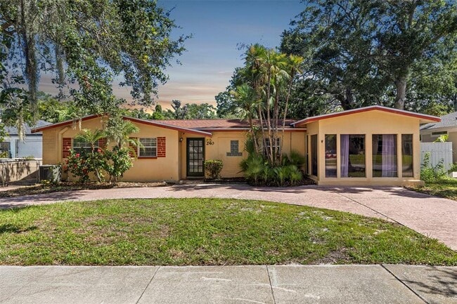 property at 240 Lyndhurst St