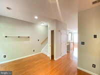 8513 Towne Manor Ct in Alexandria, VA - Building Photo - Building Photo