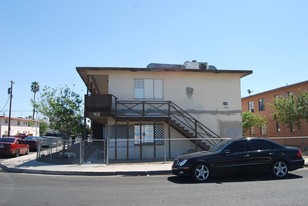 Santa Paula Apartments in Las Vegas, NV - Foto de edificio - Building Photo