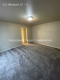 211 Monroe St photo'