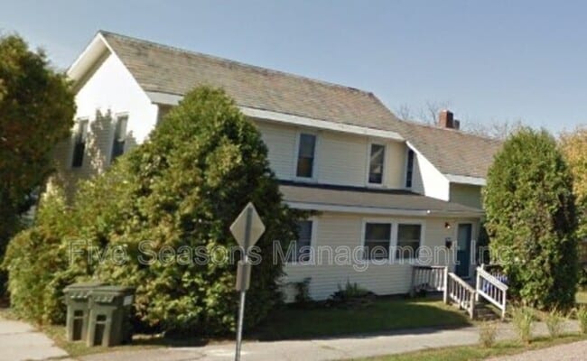 property at 80 Chase St