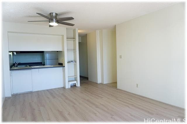 property at 3138 Waialae Ave