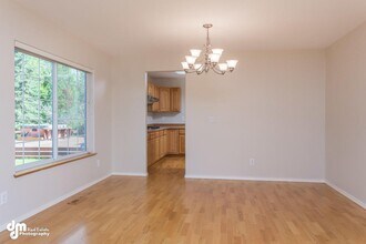 2041 Tributary Cir in Anchorage, AK - Building Photo - Building Photo