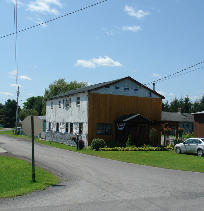 6 Hardic Ave in Edmeston, NY - Building Photo