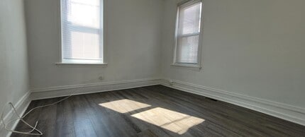 146 N Peach St in Philadelphia, PA - Building Photo - Building Photo