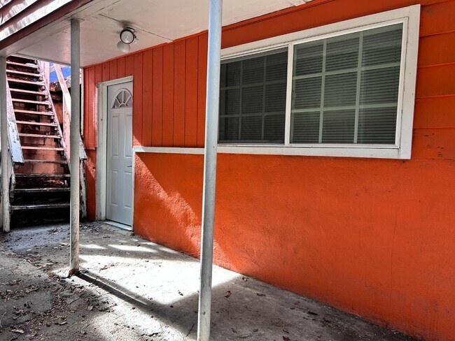 767 Woodland Rd in Crestline, CA - Building Photo - Building Photo