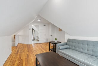 3532 Greenwood Blvd in Maplewood, MO - Building Photo - Building Photo