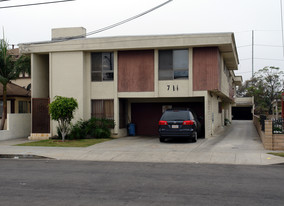 711 Fir Ave Apartamentos