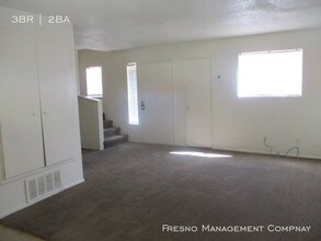 815 S Demaree St in Visalia, CA - Building Photo - Building Photo