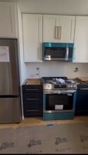 5844 N Mulligan Ave in Chicago, IL - Building Photo - Building Photo
