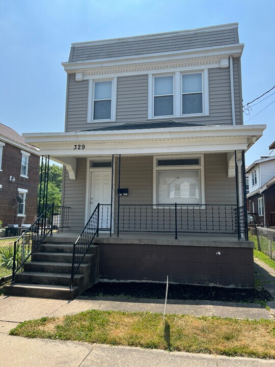 329 Byrd St, Unit 2 in Covington, KY - Building Photo