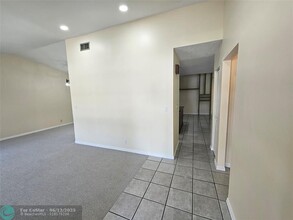 11327 Little Bear Dr in Boca Raton, FL - Building Photo - Building Photo