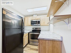 1411 S Grand Ave in Bozeman, MT - Building Photo - Building Photo