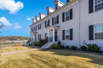 519 Town Madison Blvd in Madison, AL - Building Photo - Building Photo