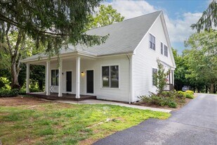 107 Givens Ln in Blacksburg, VA - Building Photo