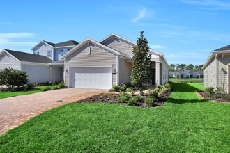 302 Lake Sinclair St in St. Augustine, FL - Building Photo - Building Photo