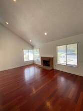 4483 Oakbrook Ct in Concord, CA - Building Photo - Building Photo