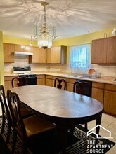 178 Paramount Dr in Wood Dale, IL - Building Photo - Building Photo