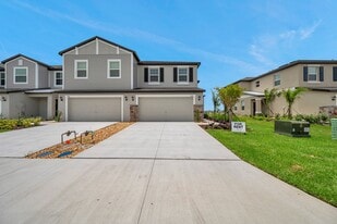 9304 Bonita Mar Dr in Parrish, FL - Building Photo
