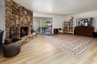 3349 Braemar Dr in Santa Barbara, CA - Foto de edificio - Building Photo
