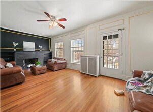 1067 W Balmoral Ave in Chicago, IL - Building Photo - Building Photo