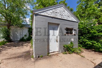 1028 W Munnell Ave in Wichita, KS - Building Photo - Building Photo