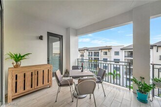 1135 3rd Ave S in Naples, FL - Building Photo - Building Photo
