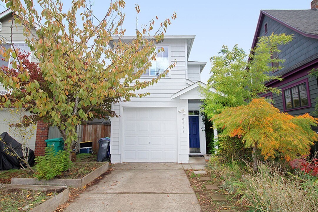 8522 N Haven Ave in Portland, OR - Building Photo