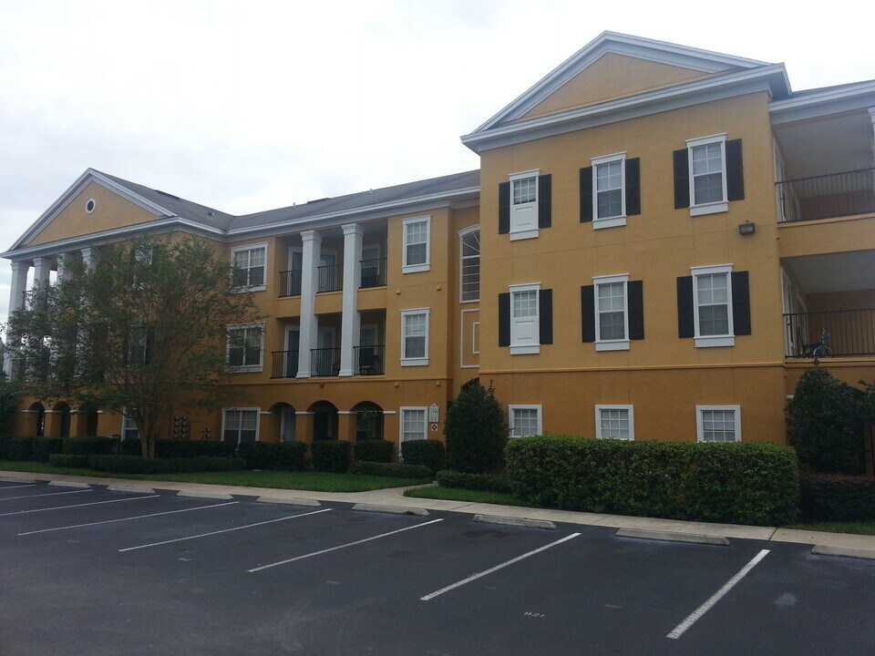 3599 Conroy Rd in Orlando, FL - Building Photo