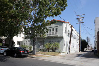 314 N Orange Grove Ave in Los Angeles, CA - Building Photo - Primary Photo