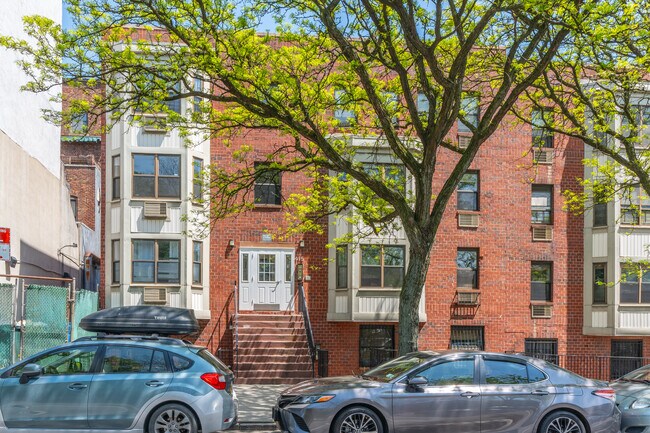 415 Carlton Ave in Brooklyn, NY - Building Photo - Building Photo