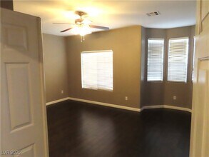 235 Devotion Ct in Henderson, NV - Building Photo - Building Photo