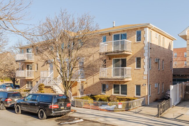 1707 70th St in Brooklyn, NY - Building Photo - Building Photo