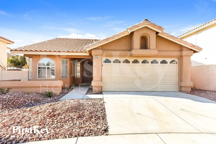 8301 Cretan Blue Ln in Las Vegas, NV - Building Photo