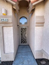8942 E Laurie Ann Dr in Tucson, AZ - Building Photo - Building Photo