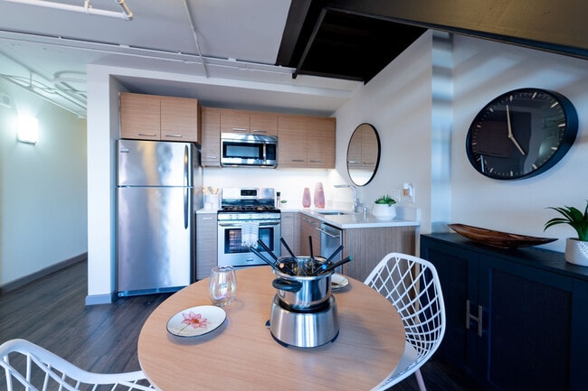 The Wilson in San Francisco, CA - Building Photo - Building Photo