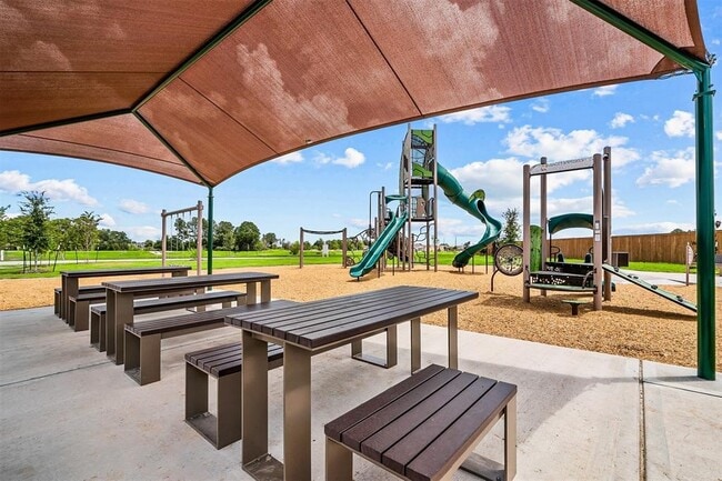 property at 31915 Splendor Dr