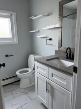 681 Charles St, Unit 4 in Providence, RI - Foto de edificio - Building Photo