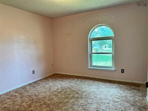 1211 Amherst St in Burkburnett, TX - Building Photo - Building Photo