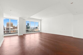 706 Mission St in San Francisco, CA - Building Photo - Building Photo