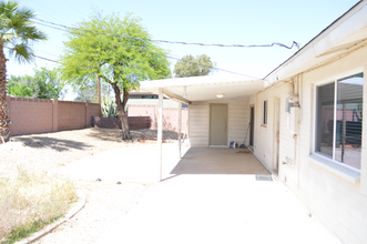 1653 N Circle Dr in Tempe, AZ - Foto de edificio - Building Photo