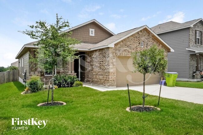 131 Whitetail Pass in San Antonio, TX - Building Photo - Building Photo