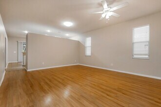 619 Wave Crest Cir in Valrico, FL - Foto de edificio - Building Photo