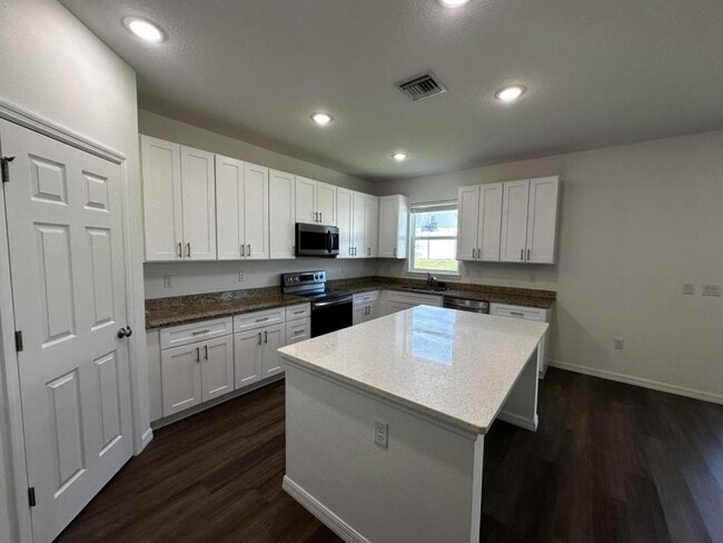 property at 1169 Stratton Ave