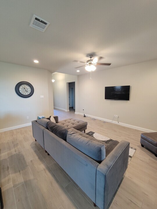 11512 Harp Ln in Haslet, TX - Building Photo