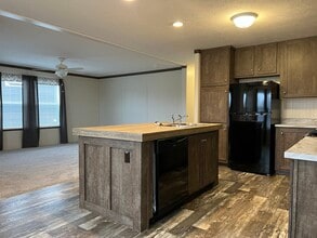 2 Sycamore in Highland, MI - Building Photo - Building Photo